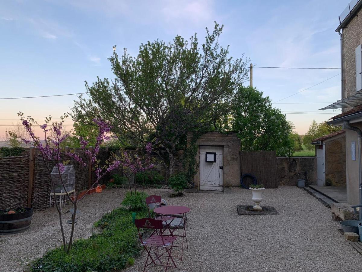 Bed and Breakfast La Flavignienne Flavigny-sur-Ozerain Exterior foto